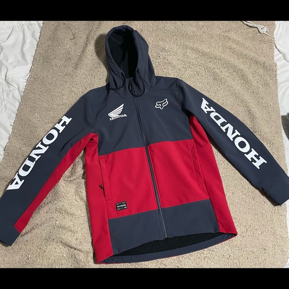 Brand new Fox Racing x Honda Pit Jacket in Midnight Blue & Red. Size Large